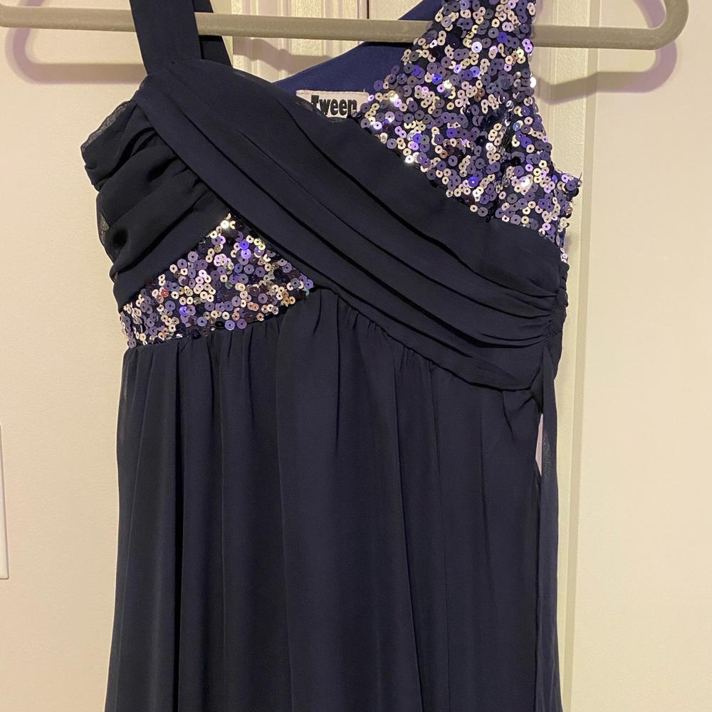 Girls Dress size 8